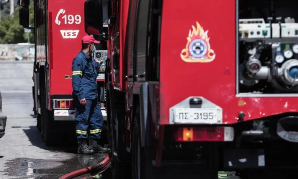 Τραγωδία στο Περιστέρι: Διαμέρισμα "τυλίχτηκε" στις φλόγες-Νεκρή η 62χρονη ένοικος